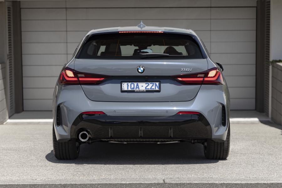  BMW 118i M Sport (F40) 2019 года  (AU) (фото 12 из 27)